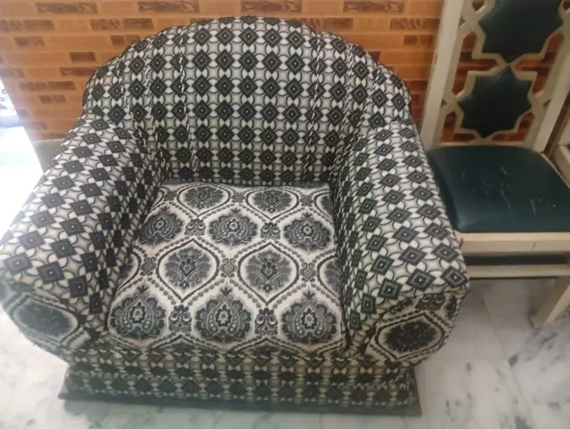 Single seat sofa chair re-upholstered
